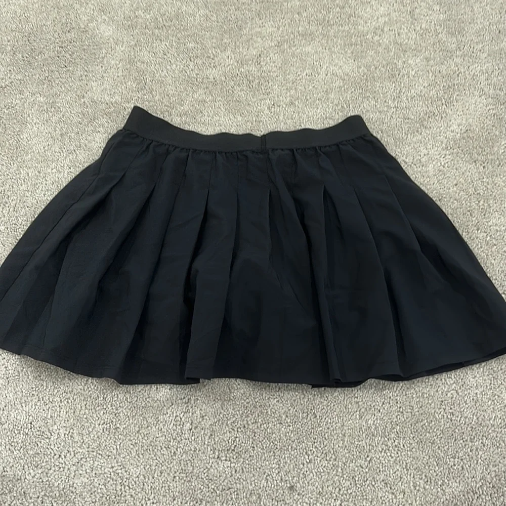 ALO Yoga Black Skater Mini Skirt Pleated Casual